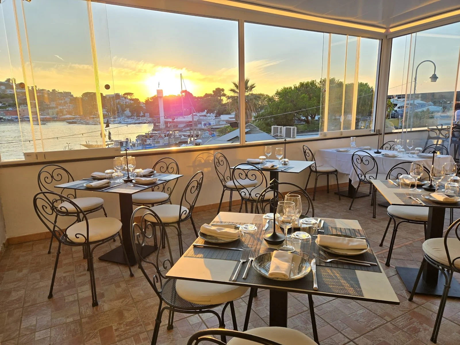 Ancóra Mare & Champagne a Ischia – foto 1
