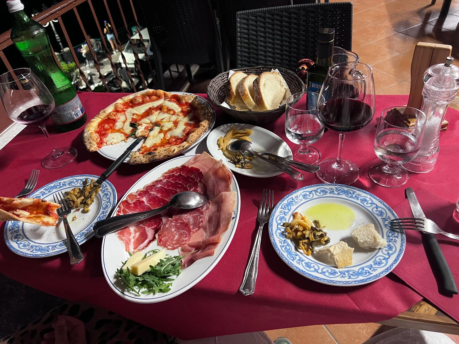 Serrara Fontana - Ristorante Bar La Floreana a Serrara Fontana – foto 3