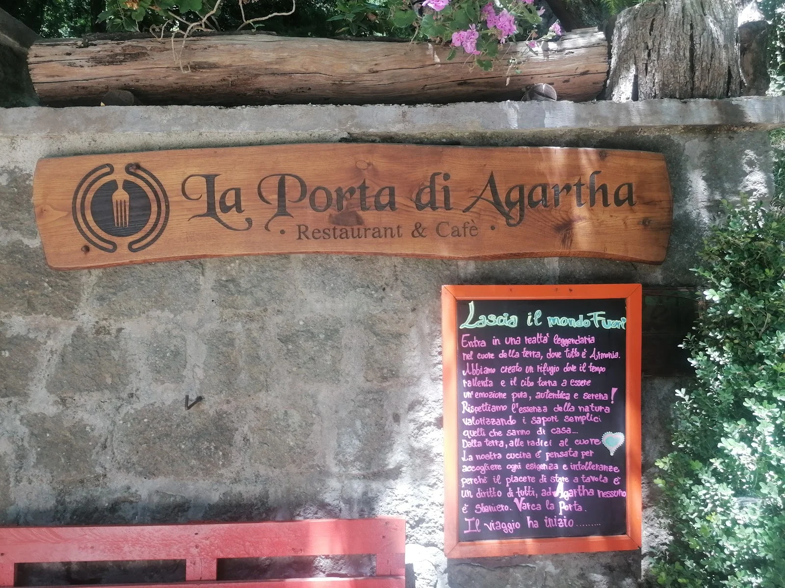 La Porta di Agartha ; ristorante a Serrara Fontana – foto 3