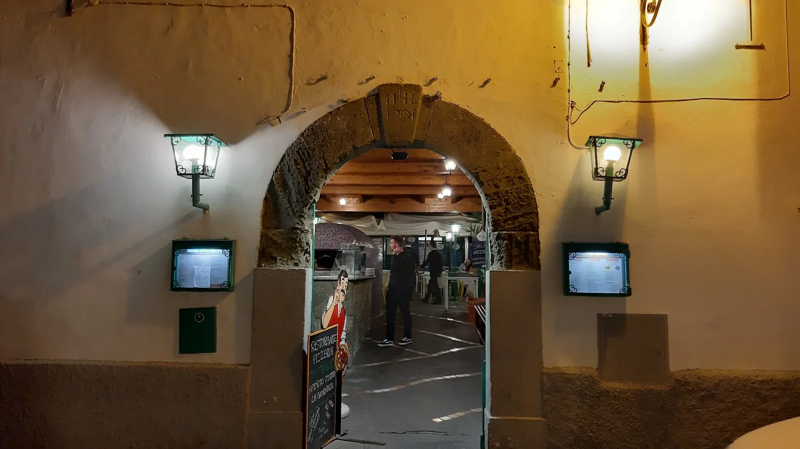 Ristorante Pizzeria La Tinaia a Forio – foto 1